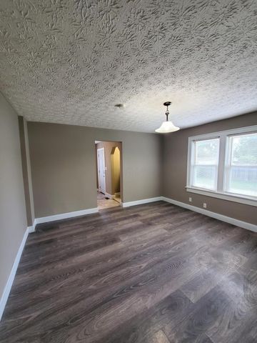 576-578 S Oakley Avenue, Columbus, OH 43204