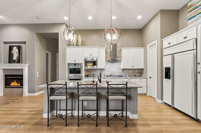 1813 W CAMARGO Court, Anthem, AZ 85086
