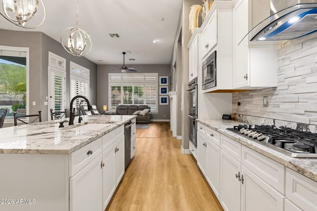 1813 W CAMARGO Court, Anthem, AZ 85086