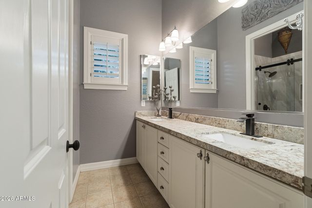 1813 W CAMARGO Court, Anthem, AZ 85086