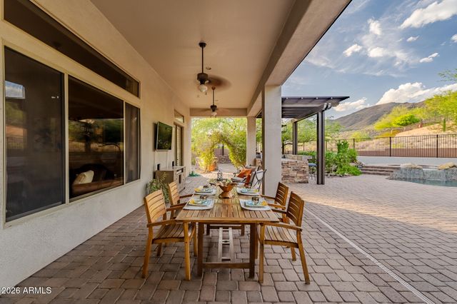 1813 W CAMARGO Court, Anthem, AZ 85086