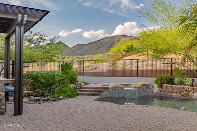 1813 W CAMARGO Court, Anthem, AZ 85086