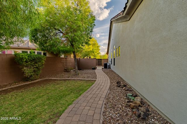 1813 W CAMARGO Court, Anthem, AZ 85086
