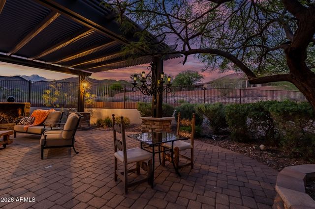 1813 W CAMARGO Court, Anthem, AZ 85086
