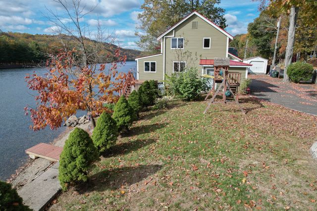 3 Roosevelt Drive, Seymour, CT 06483