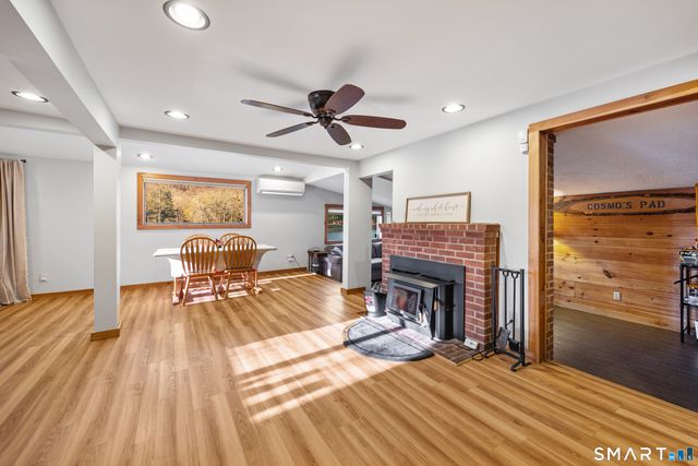 3 Roosevelt Drive, Seymour, CT 06483