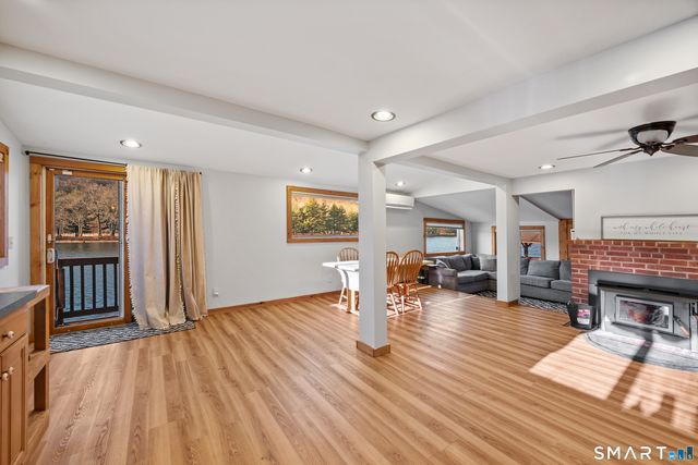 3 Roosevelt Drive, Seymour, CT 06483