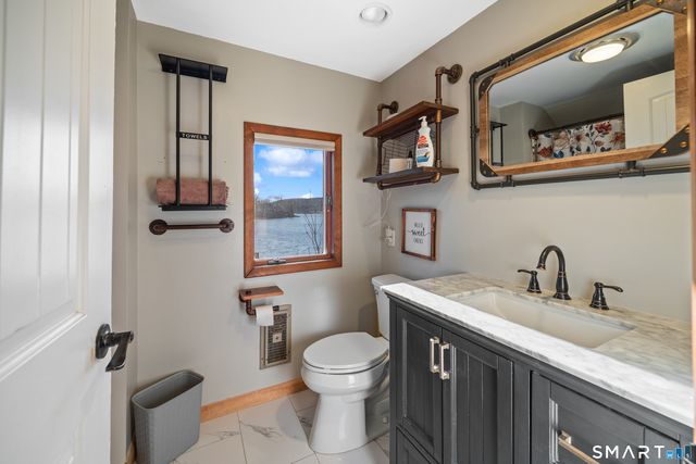 3 Roosevelt Drive, Seymour, CT 06483