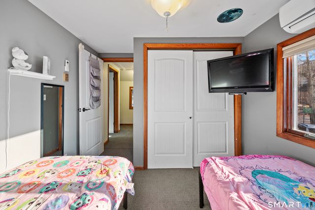 3 Roosevelt Drive, Seymour, CT 06483