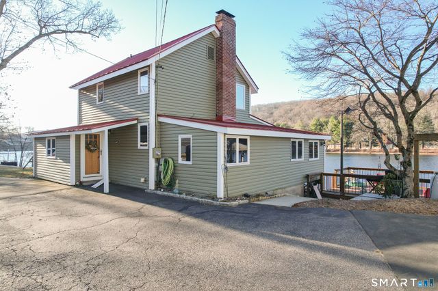 3 Roosevelt Drive, Seymour, CT 06483