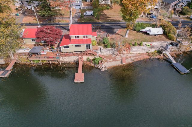 3 Roosevelt Drive, Seymour, CT 06483