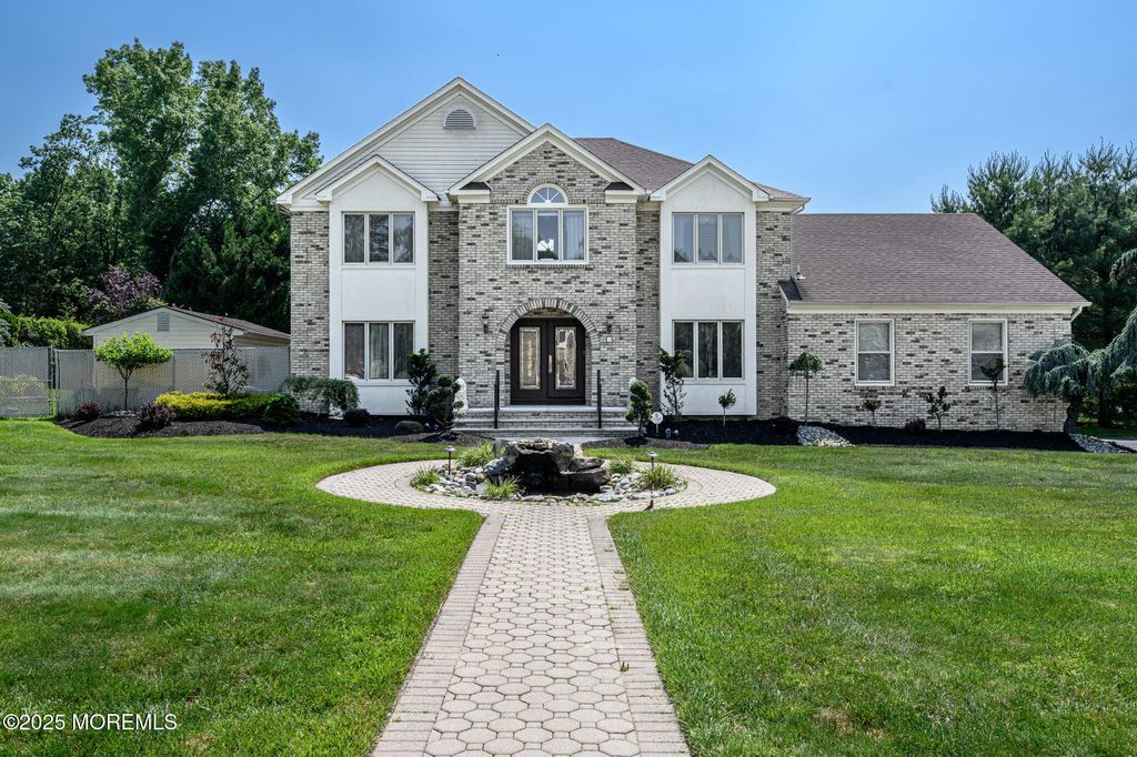 1 Wilfred Road, Manalapan, NJ 07726