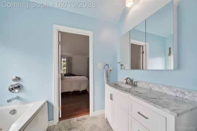 2311 Richwood Road, Auburn Hills, MI 48326