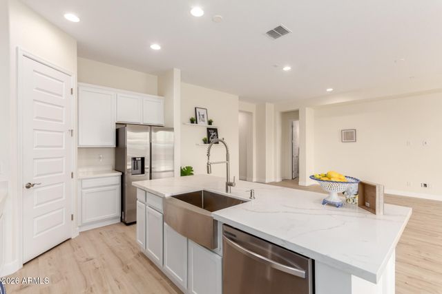 18453 W ELWOOD Street, Goodyear, AZ 85338