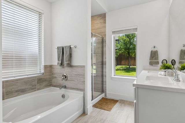 1749 Eagle Landing, Van Alstyne, TX 75495