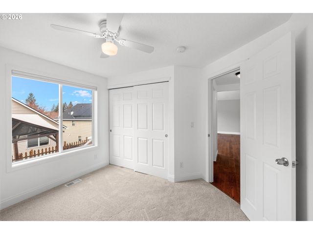 18307 TUPPER Rd, Sandy, OR 97055