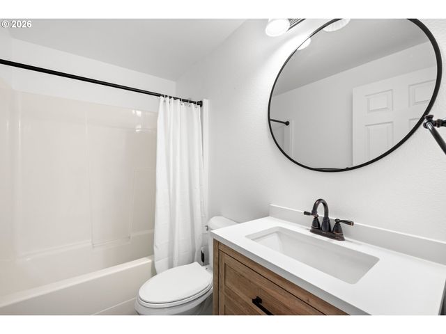 18307 TUPPER Rd, Sandy, OR 97055