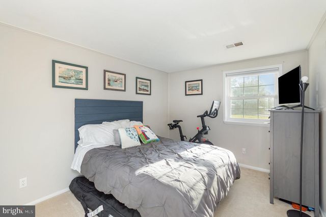 6208 REDWOOD LN, Alexandria, VA 22310