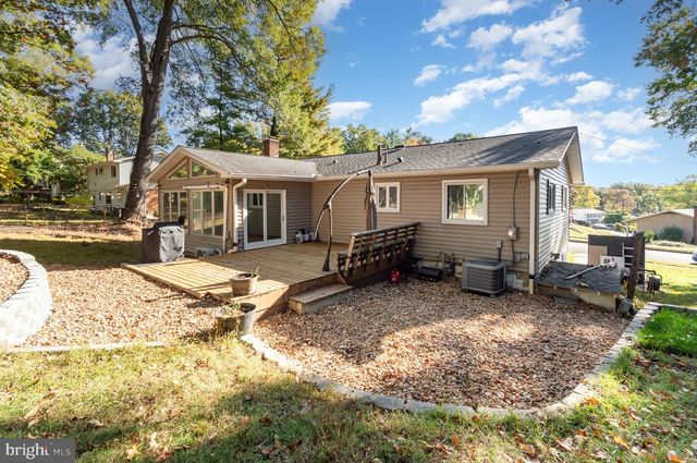 6208 REDWOOD LN, Alexandria, VA 22310
