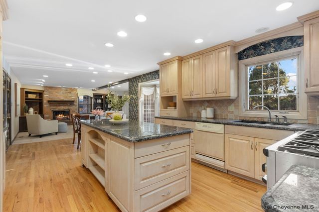 1763 MILTON DR, Cheyenne, WY 82001