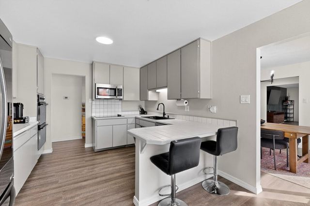 7613 Summer Avenue NE, Albuquerque, NM 87110