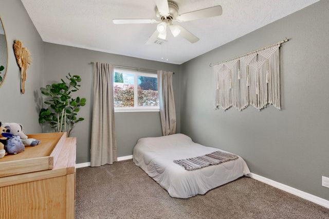 7613 Summer Avenue NE, Albuquerque, NM 87110