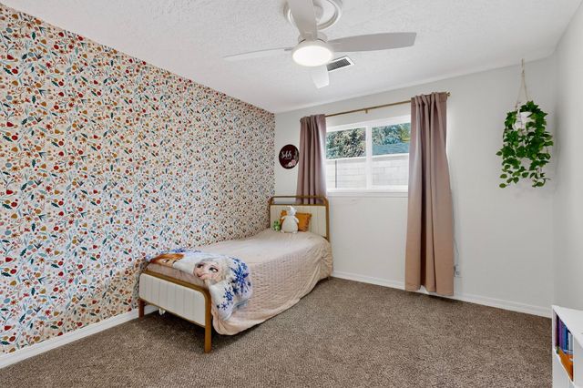 7613 Summer Avenue NE, Albuquerque, NM 87110