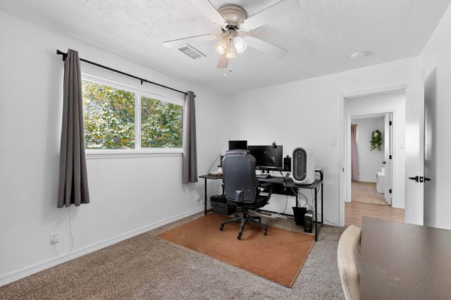 7613 Summer Avenue NE, Albuquerque, NM 87110