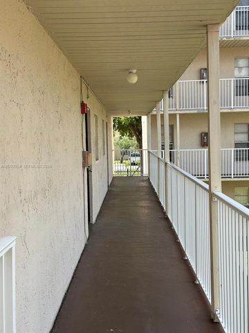 2800 NW 56th Avenue G201, Lauderhill, FL 33313