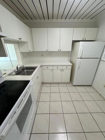 2800 NW 56th Avenue G201, Lauderhill, FL 33313