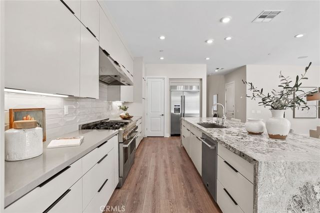 190 Wild Flower, Lake Forest, CA 92630