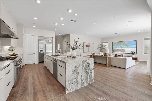 190 Wild Flower, Lake Forest, CA 92630