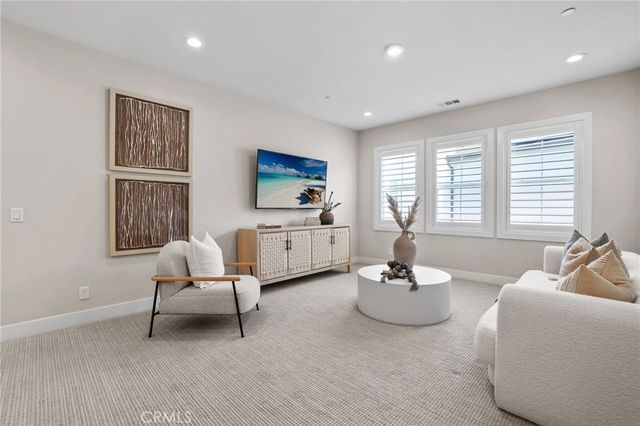 190 Wild Flower, Lake Forest, CA 92630
