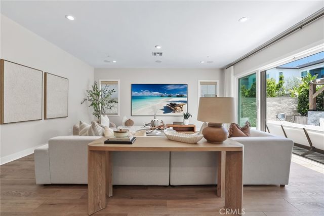 190 Wild Flower, Lake Forest, CA 92630