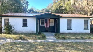 821 NE 8TH AVENUE, Gainesville, FL 32601