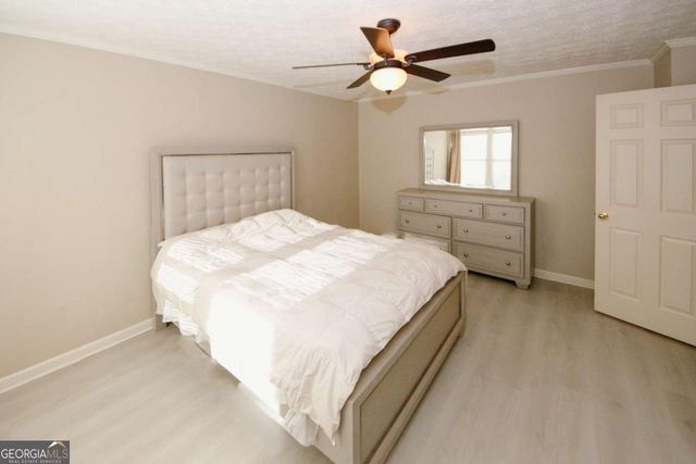 425 Ivy Run Circle, Duluth, GA 30096