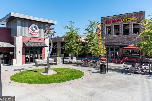 425 Ivy Run Circle, Duluth, GA 30096