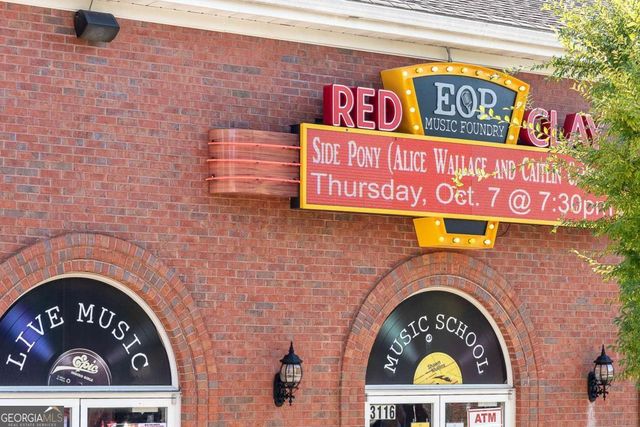 425 Ivy Run Circle, Duluth, GA 30096