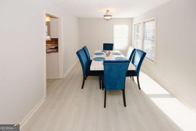 425 Ivy Run Circle, Duluth, GA 30096