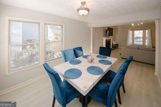 425 Ivy Run Circle, Duluth, GA 30096