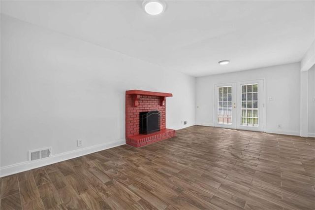 1021 GRAYSON Highway, Lawrenceville, GA 30046