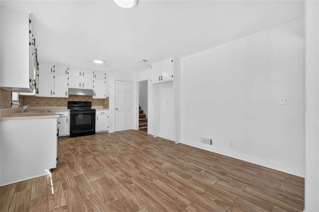 1021 GRAYSON Highway, Lawrenceville, GA 30046