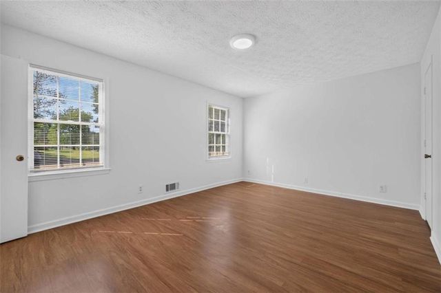 1021 GRAYSON Highway, Lawrenceville, GA 30046