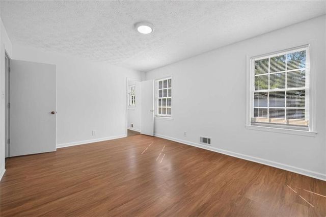 1021 GRAYSON Highway, Lawrenceville, GA 30046