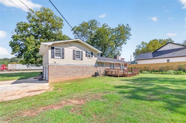 1021 GRAYSON Highway, Lawrenceville, GA 30046