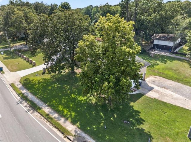 1021 GRAYSON Highway, Lawrenceville, GA 30046
