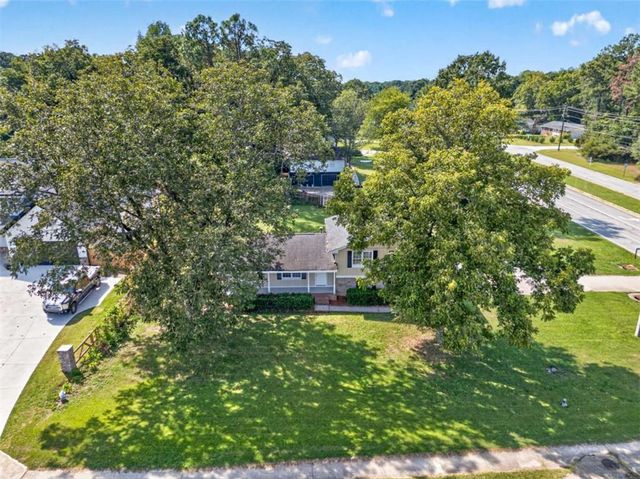 1021 GRAYSON Highway, Lawrenceville, GA 30046