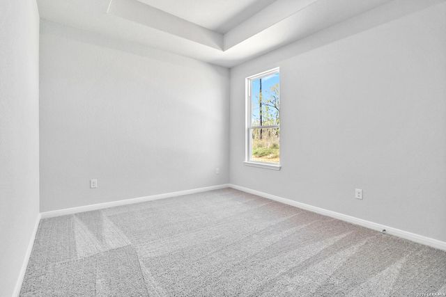 174 Firewheel Loop, Floresville, TX 78114