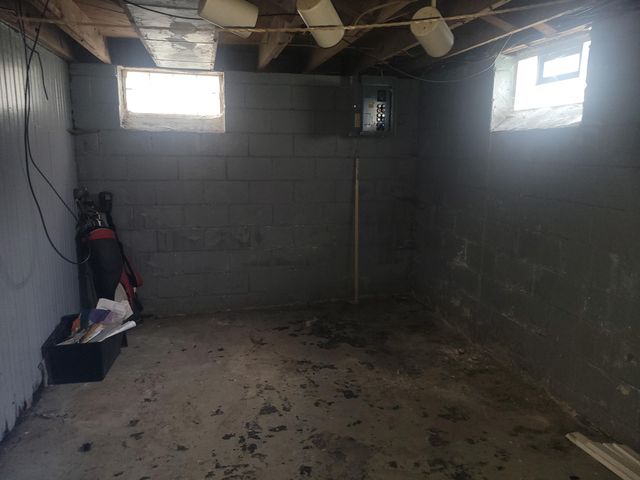 8897 Prest Street, Detroit City, MI 48228