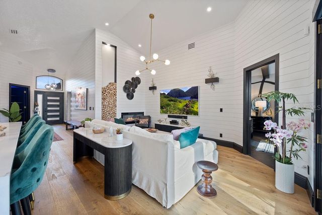 5408 SHINGLE CREEK DRIVE, Orlando, FL 32821